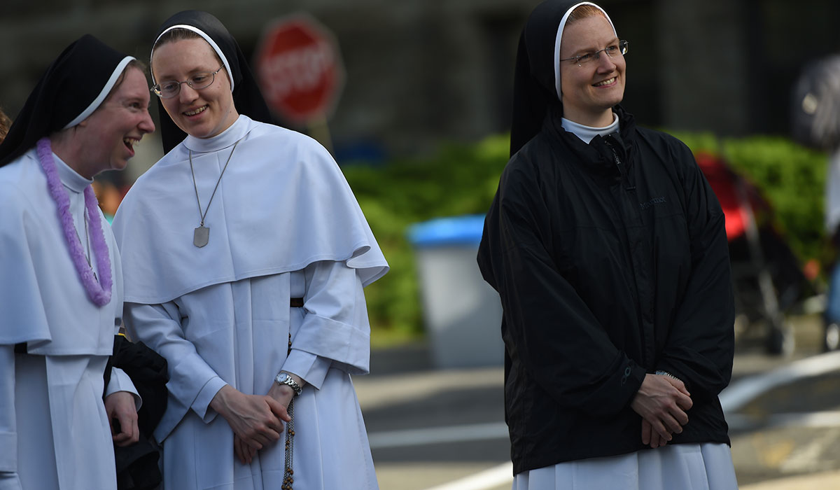 Nuns at Luaupalooza