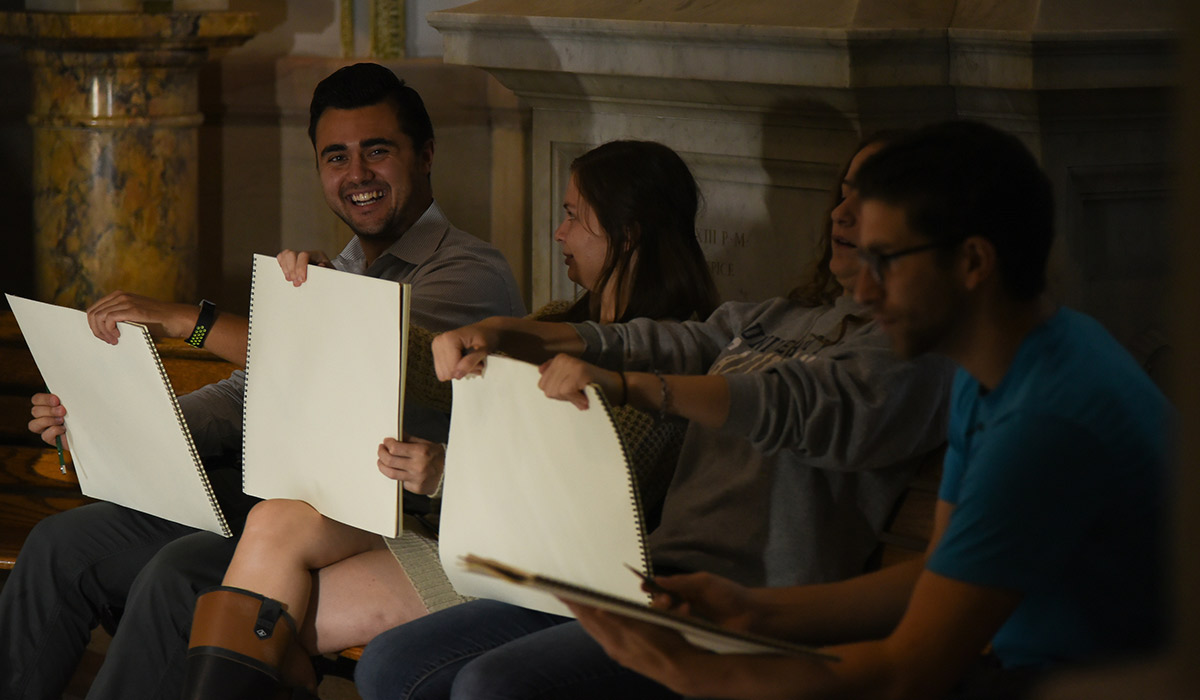 Students pursuing a minor in entrepreneurship in a sketching class