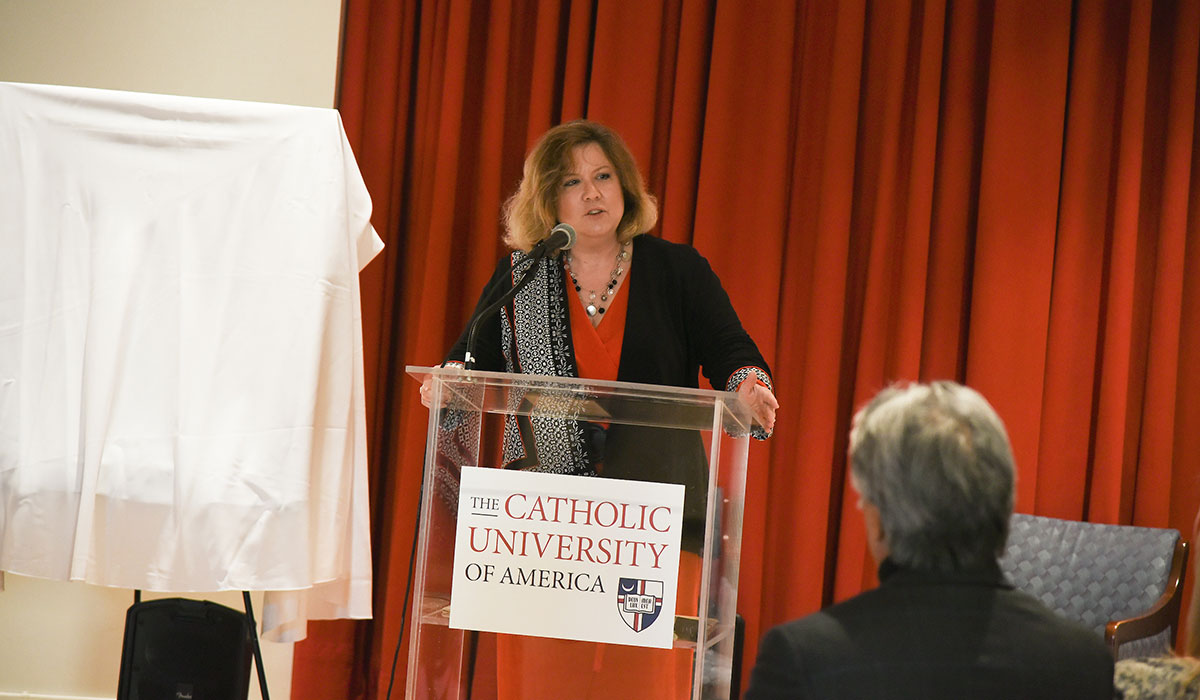 Current Dean Jacqueline Leary-Warsaw speaks at the event