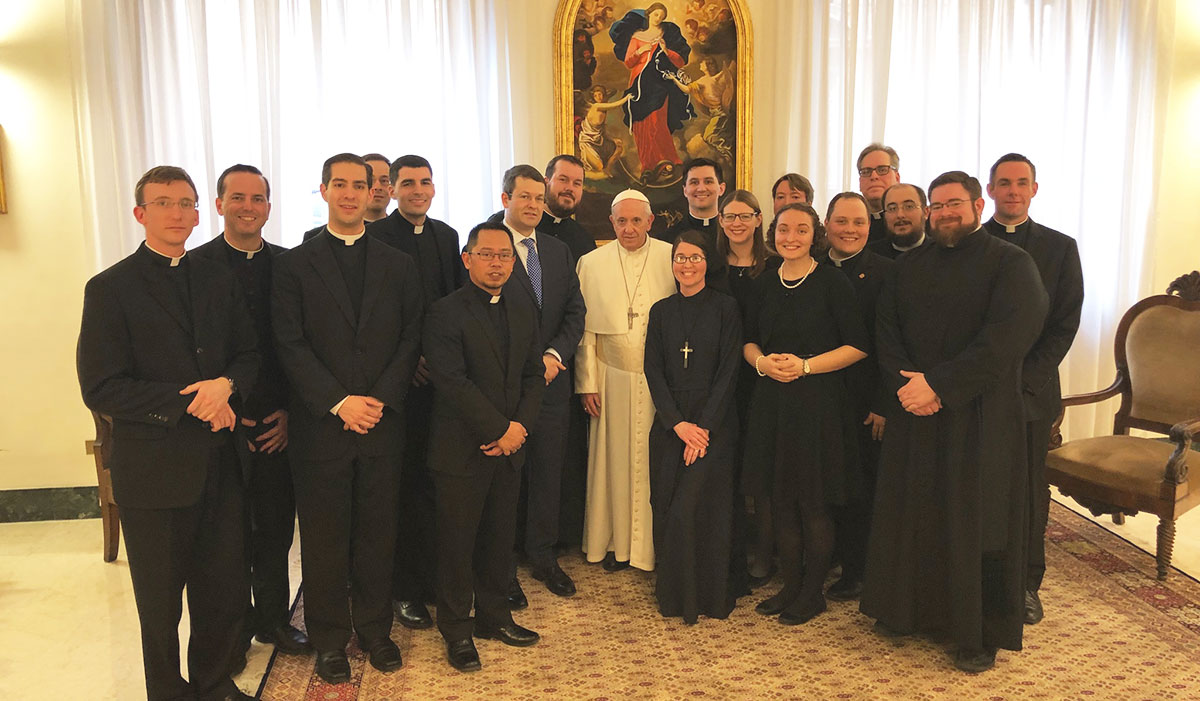Students with Pope Francis