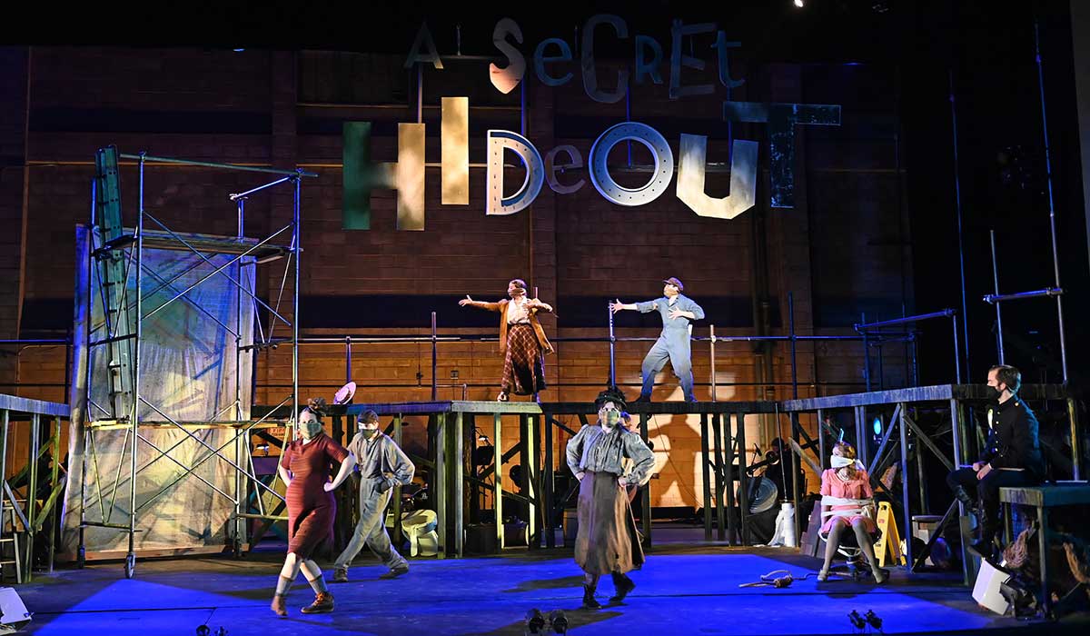 Stage performance of urinetown