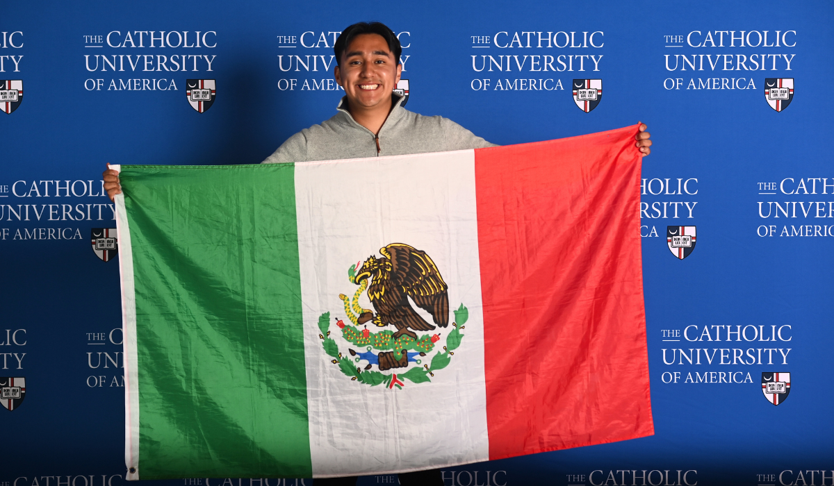 From First-Gen Student to Latino Leader: Luis Garcia Abundis' Path to Success