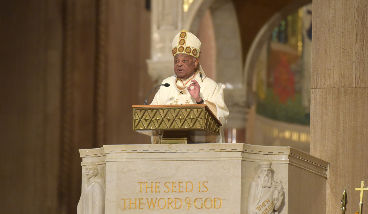 Cardinal Gregory speaking at the installation