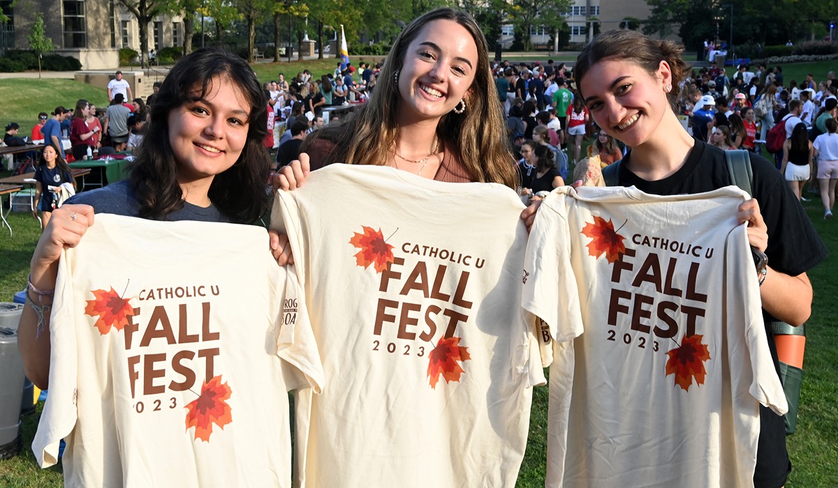 Students Discover Endless Opportunities For Fun And Engagement at Fall Fest